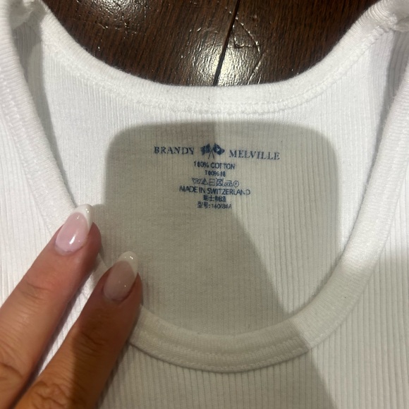 brandy melville ribbed white tee - Picture 2 of 2
